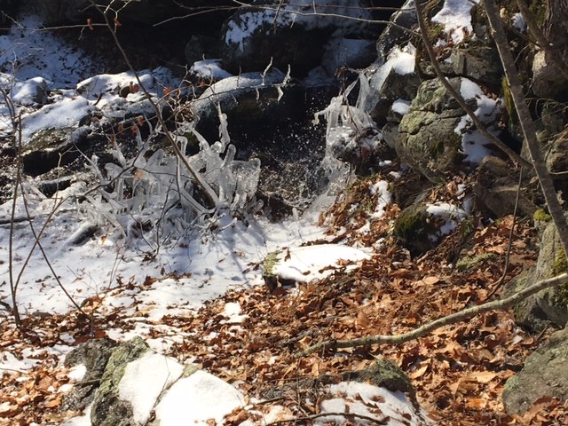 devils-hopyard-with-ice