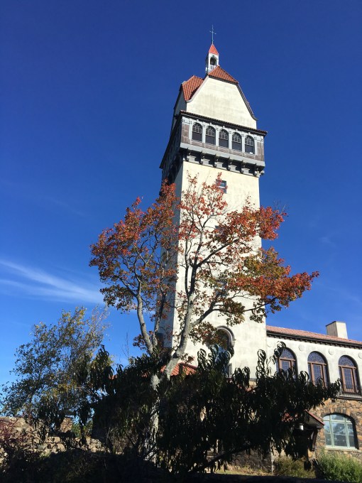 Talcott Mt tower with foliage